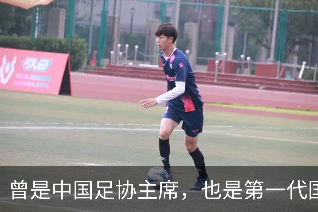 曾是中国足协主席，也是第一代国脚5次任主帅，93岁住北京破小区
